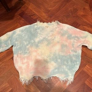 Super cute v neck sweater